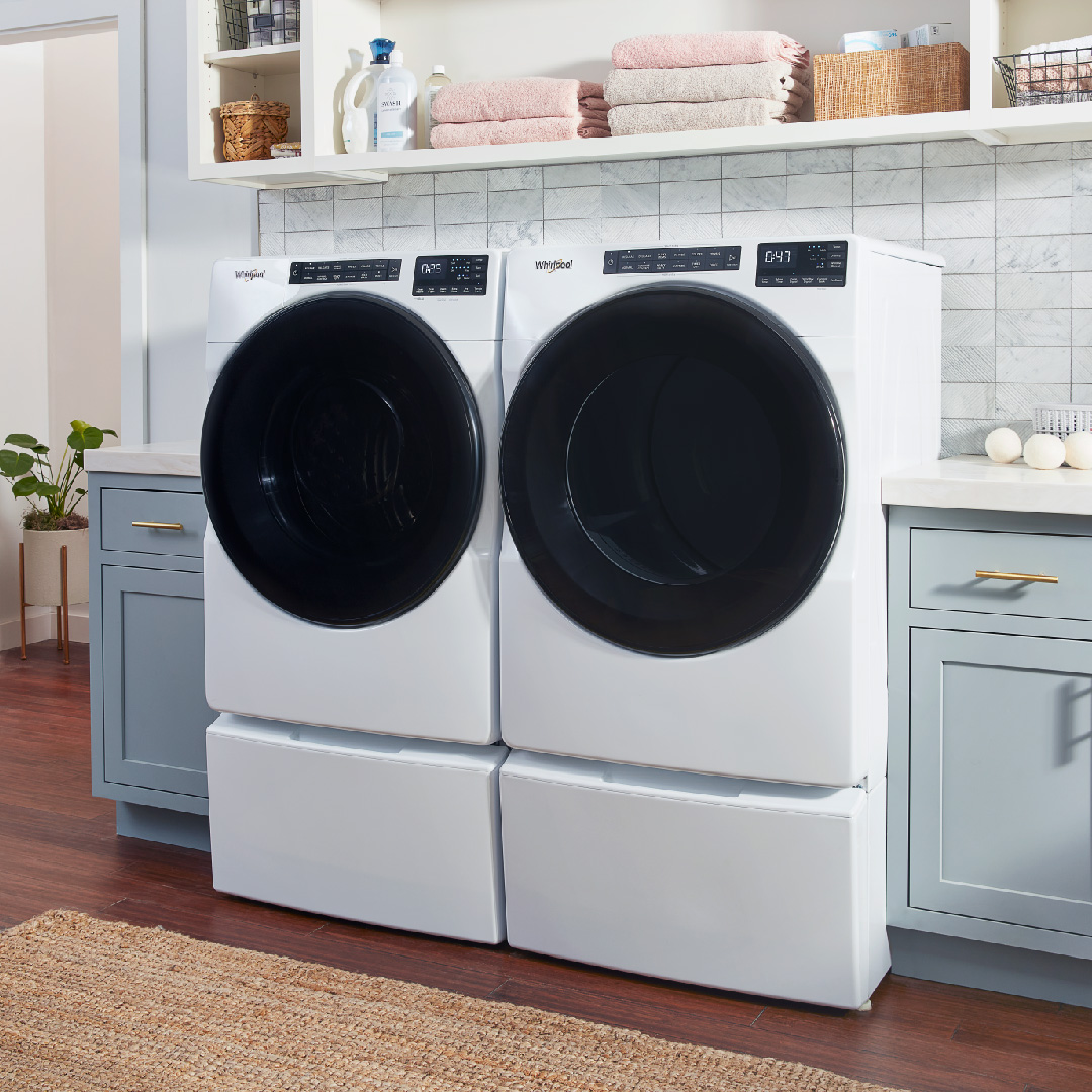 Nevecón 4 puertas Whirlpool 7501545587931 con 5 tecnologías, xpert inverter y con 592 litros de capacidad.